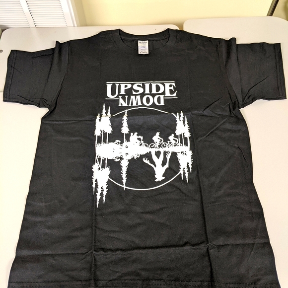 Gildan Other - Stranger Things Upside Down T-shirt. M.